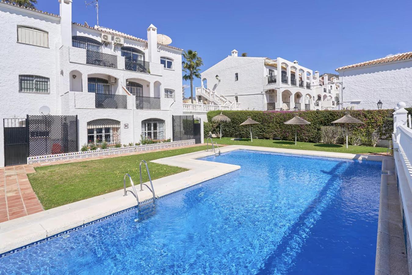 Villa Casa Lena Town House With Pool Nerja Exterior foto